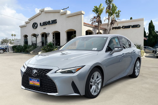 2024 LEXUS IS 300