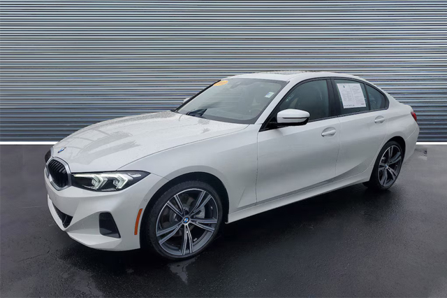 2023 BMW 3 Series 330i Sedan
