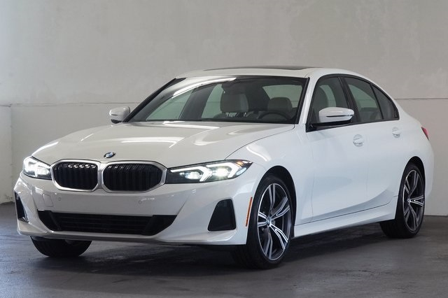 2023 BMW 3 Series 330i