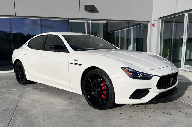 2023 MASERATI Ghibli Modena