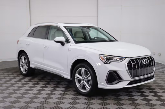 2024 Audi Q3 Premium