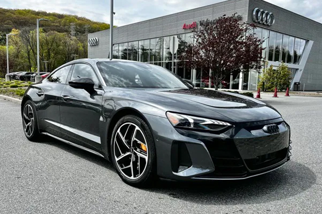 2024 Audi RS e-tron GT Base Quattro