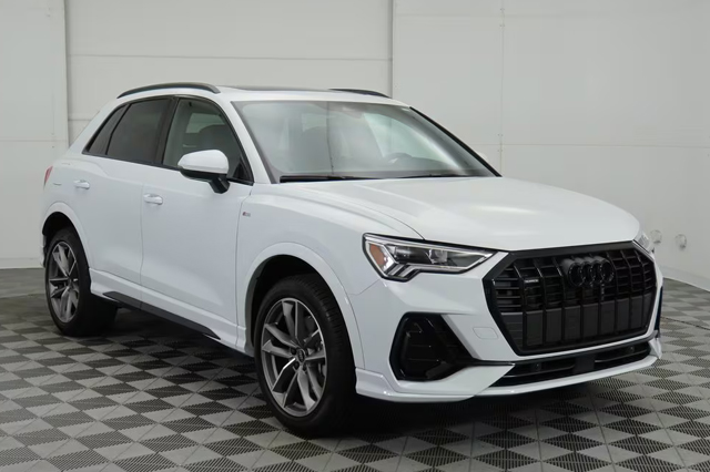2023 Audi Q3 Premium