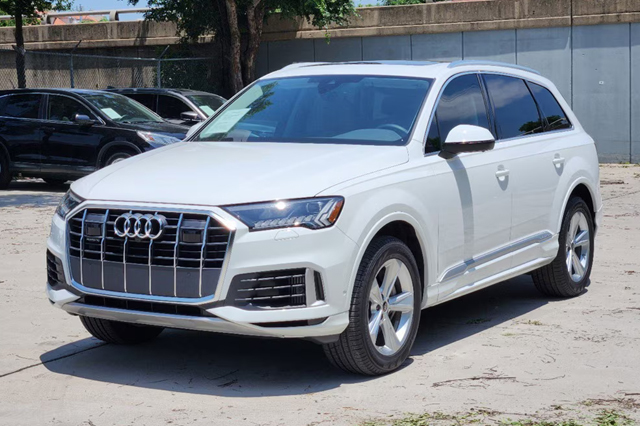 2023 Audi Q7 55 Premium Quattro