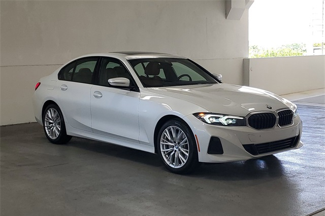 2023 BMW 3 Series 330i