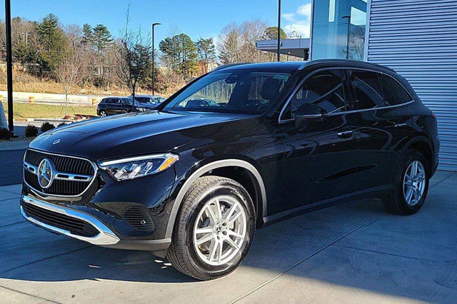 2023 Mercedes-Benz GLC 300