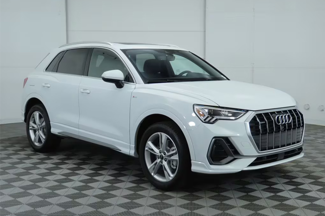 2024 Audi Q3 45 S line Premium