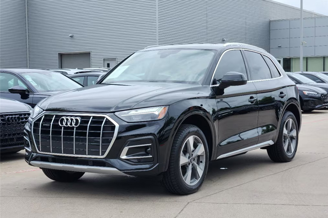 2024 Audi Q5 40 Premium Quattro