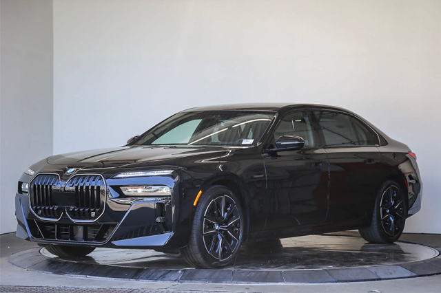 2024 BMW 7 Series 760i xDrive With Navigation