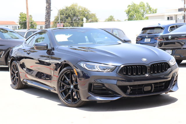 2024 BMW 8 Series 840i