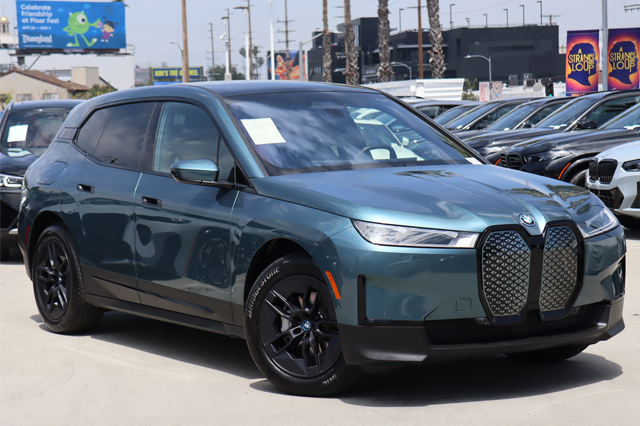 2024 BMW iX xDrive50
