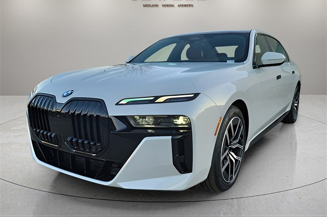 2024 BMW 7 Series 740i