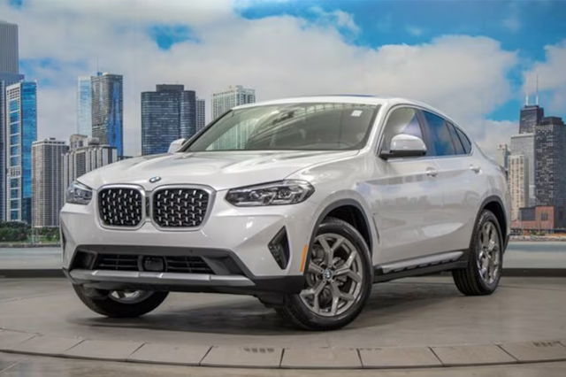 2024 BMW X4 xDrive30i