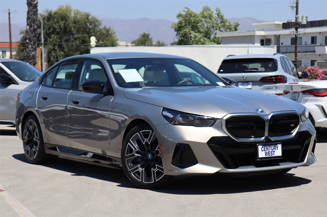 2024 BMW i5 M60