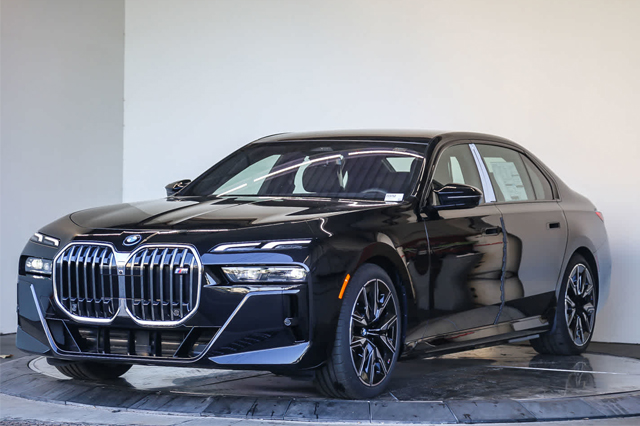 2024 BMW i7 M70 With Navigation