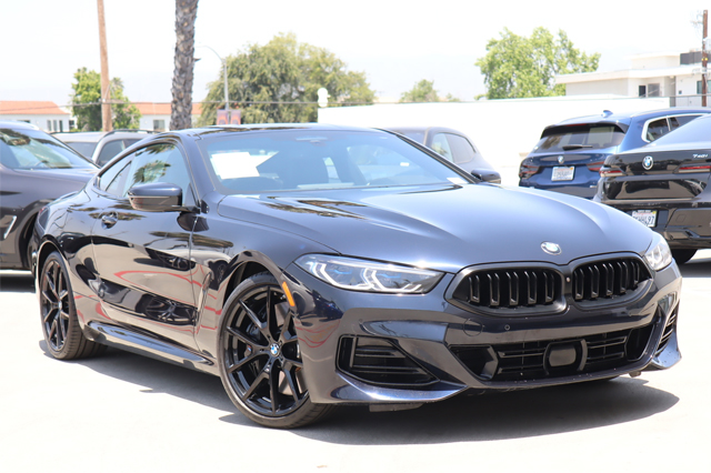 2024 BMW 8 Series 840i