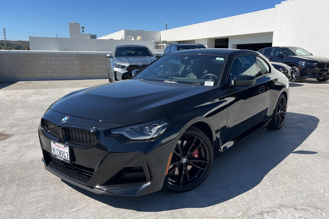 2024 BMW 2 Series 230i