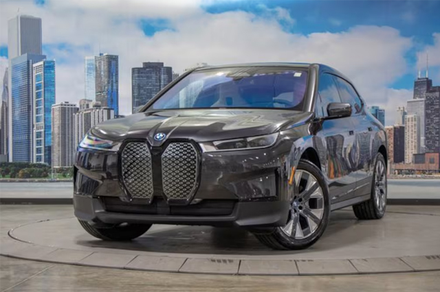 2024 BMW iX xDrive50