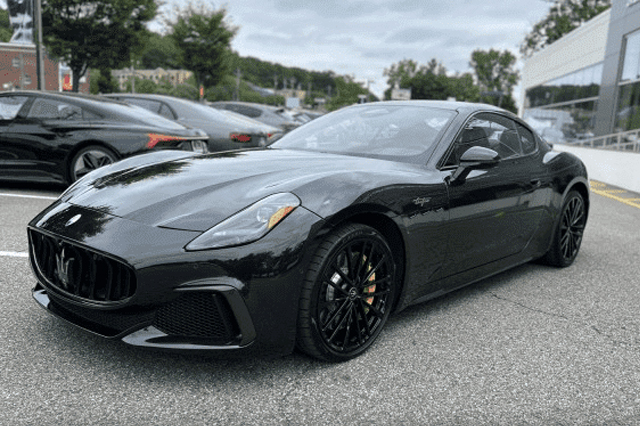 2024 Maserati GranTurismo Trofeo
