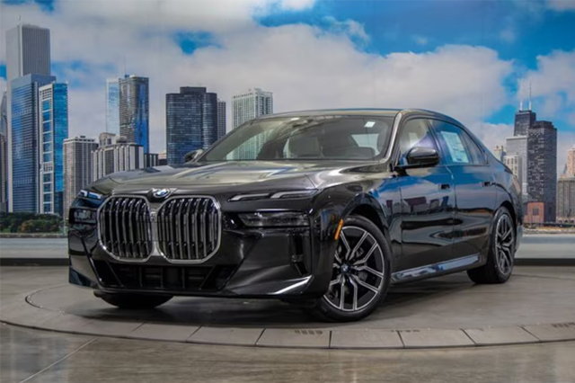 2024 BMW 760i xDrive