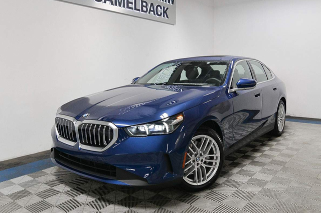2024 BMW 5-Series 530i