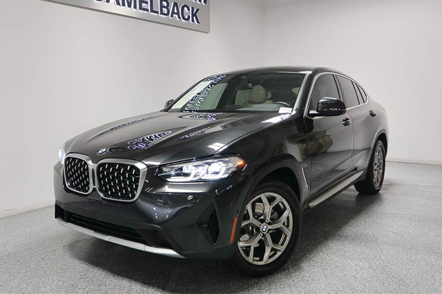 2025 BMW X4 xDrive30i