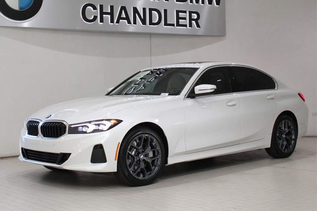 2025 BMW 3-Series 330i Sedan
