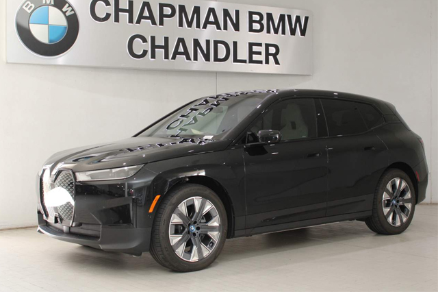 2025 BMW iX xDrive50