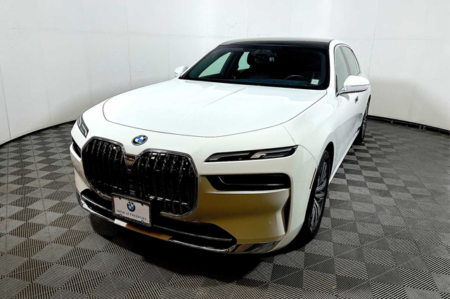 2024 BMW i7 eDrive50